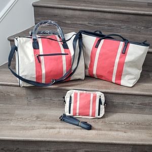 Vinal Duffle bag, tote and purse/fanny pack  3 piece set  NWT